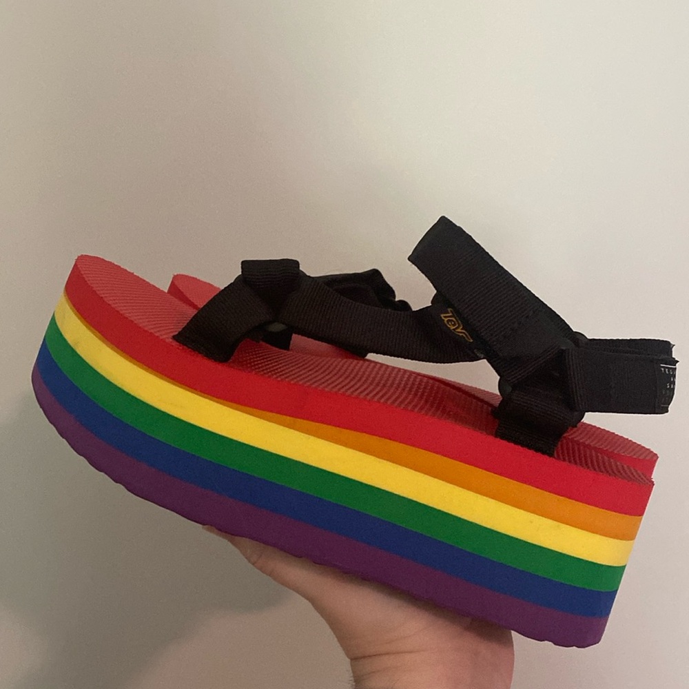 Rainbow platform Tevas 🌈 - Picture 4 of 7